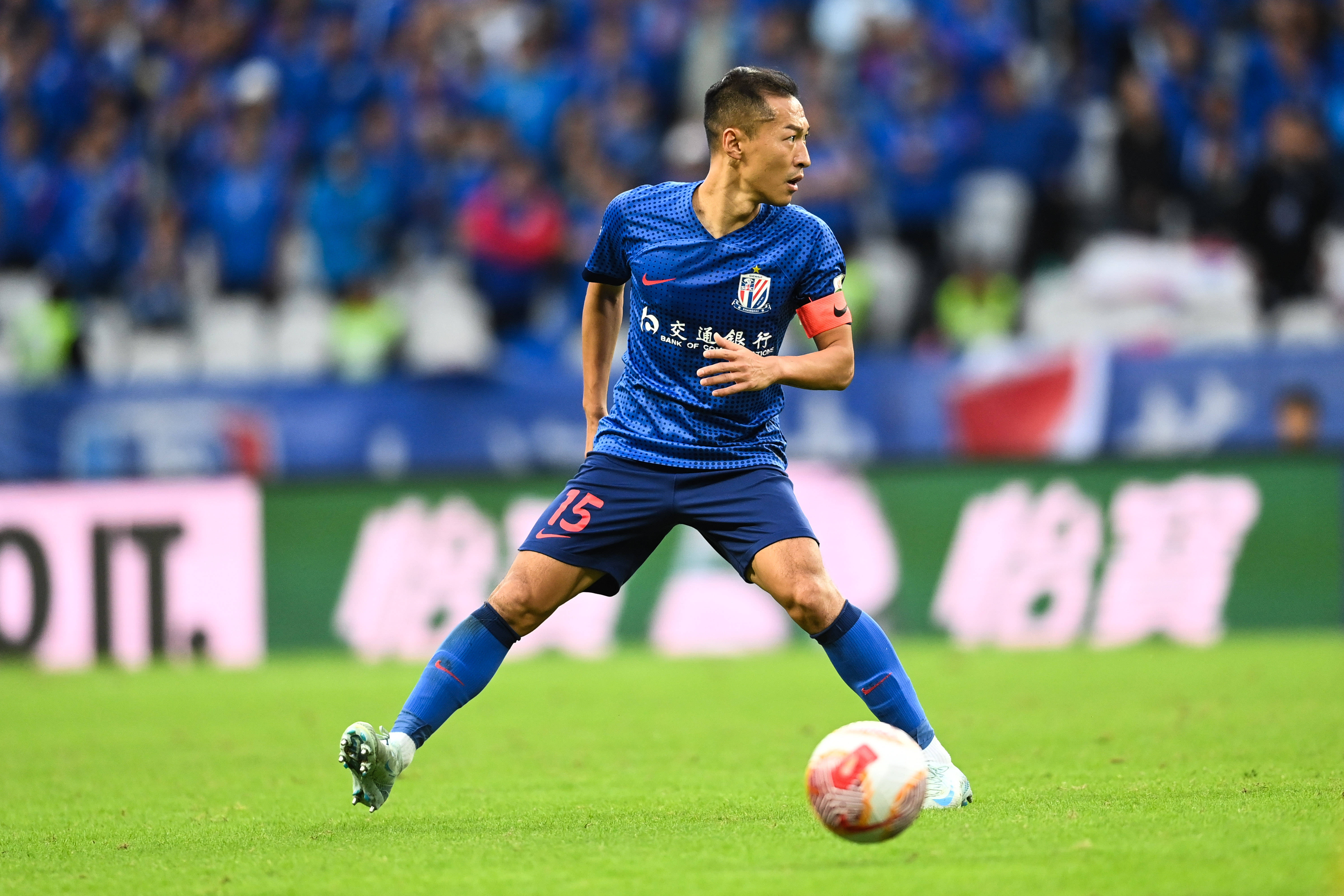 包含赛后突围战来临，尤文图斯围绕中超更衣室发声，媒体盛赞，阵容厚度经受考验的词条爱游戏正版APP