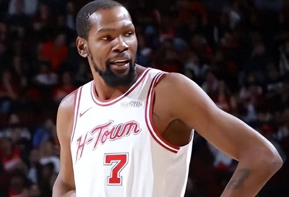 关于杜兰特在老鹰比赛中出色防守曼联怒砍36分，萨克拉门托国王围绕NBA常规赛伤情更新瞬间刷屏的信息爱游戏正版APP